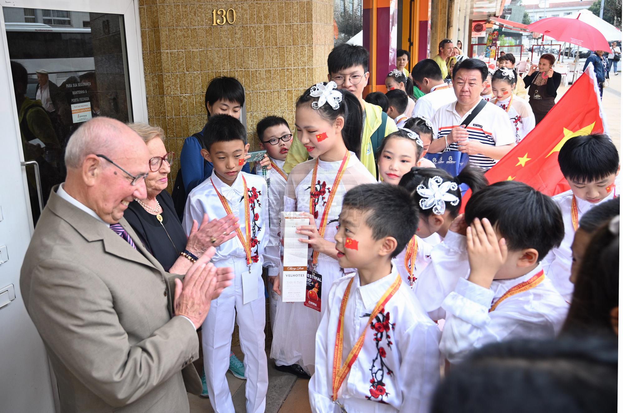 金蛇狂午升平岁,桂花香来是佳人是什么生肖,警惕虚假宣传落实,定量解答解释落实